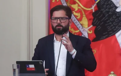 Columna de Carlos Correa: El 13 Martes de Gabriel Boric